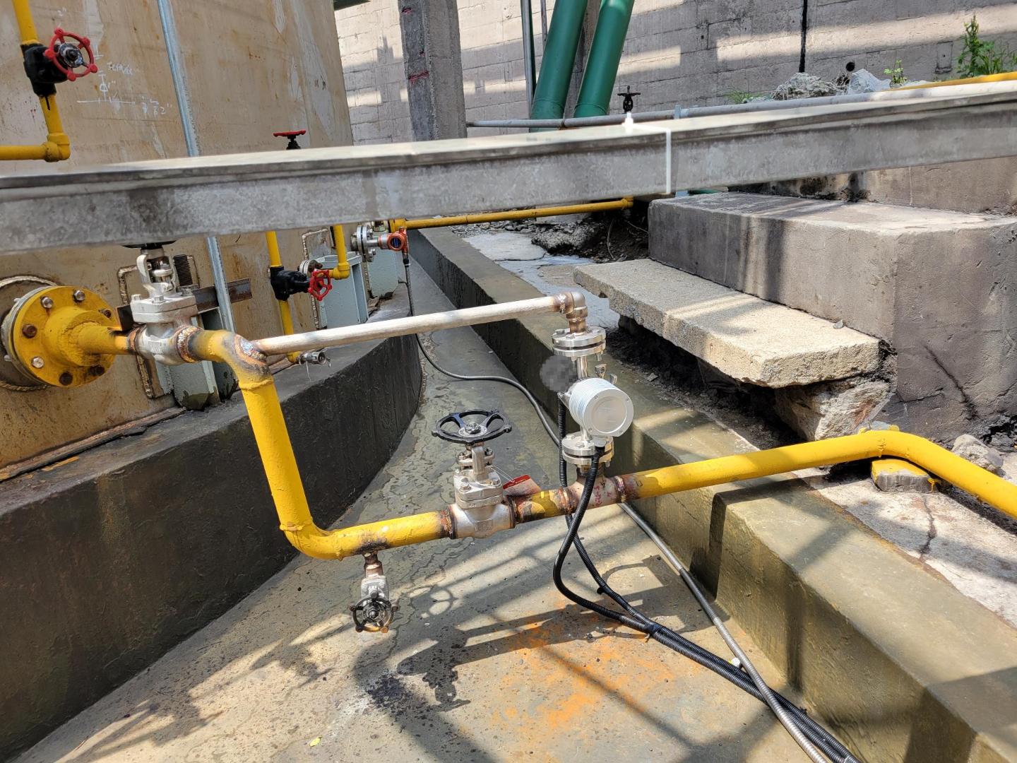 楚一測(cè)控氨水在線濃度分析儀案例圖 楚一測(cè)控氨水在線濃度分析儀案例圖